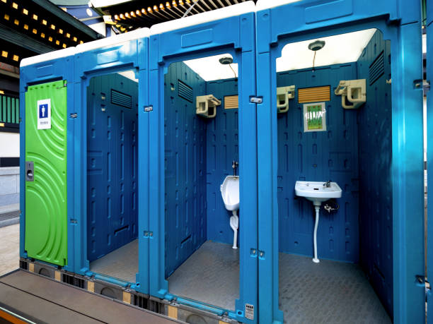 Best Porta potty delivery and setup  in East Tawas, MI